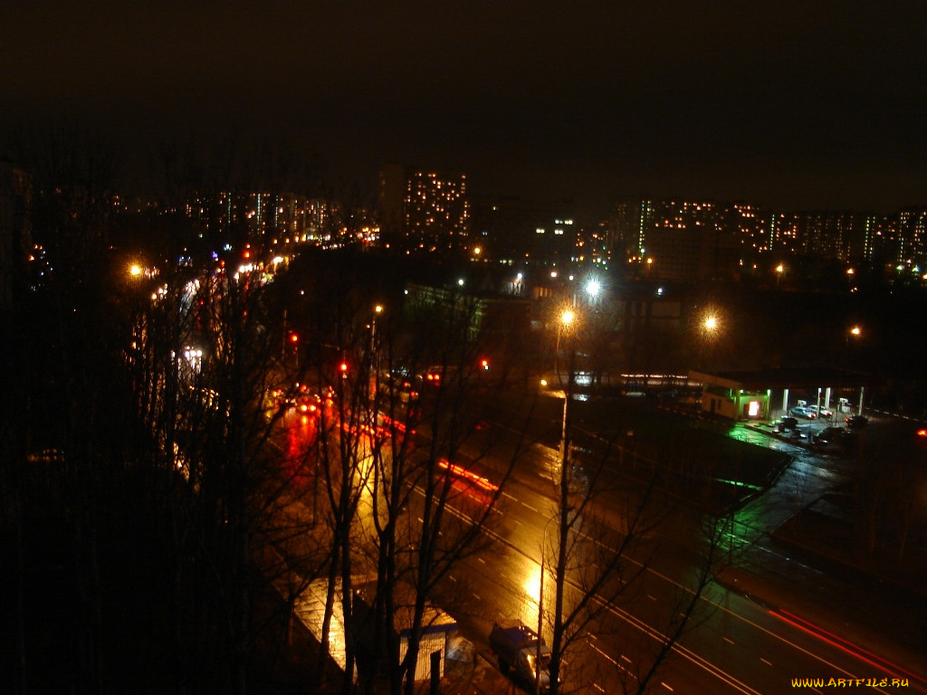 Час ночи в москве. Ночной вид из окна Россия. Вид из окна на ночную Москву. Москва ночью с окна. Фид из окна ночью Россия.